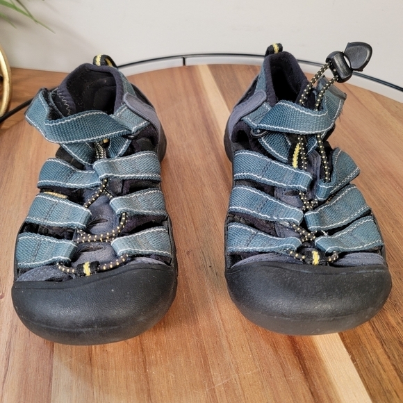 Keen Blue Sport Sandals Water Shoe Sport Sandals Summer Vacation Kids Size 2 - Picture 10 of 16